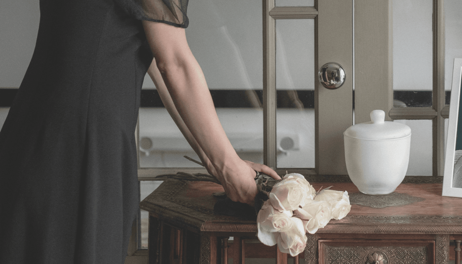 What is Cremation / Simple Cremation vs. Traditional Service