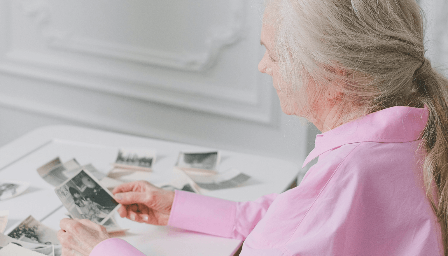 Azur Funeral Services: Home Delivery of Ashes Across Quebec